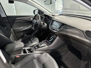 Fotografie 5 des Opel Grandland (X) Grandland X Plug-in-Hybrid 1.6 DI AT Ultimate