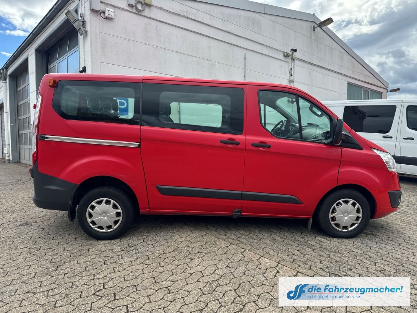Fahrzeugabbildung Ford Transit Custom Tourneo 310 L1 Trend *3185 *EXPOR