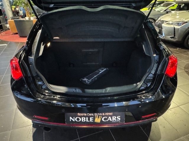 Fahrzeugabbildung Alfa Romeo Giulietta Sprint SHZ XENON NAVI