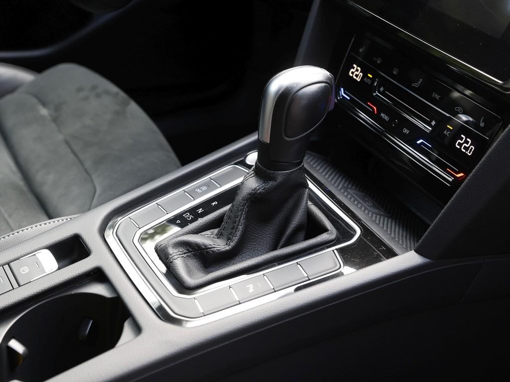 Volkswagen Passat 2.0 TDI DSG Elegance AHK, RFK, IQ, миниатюра 9