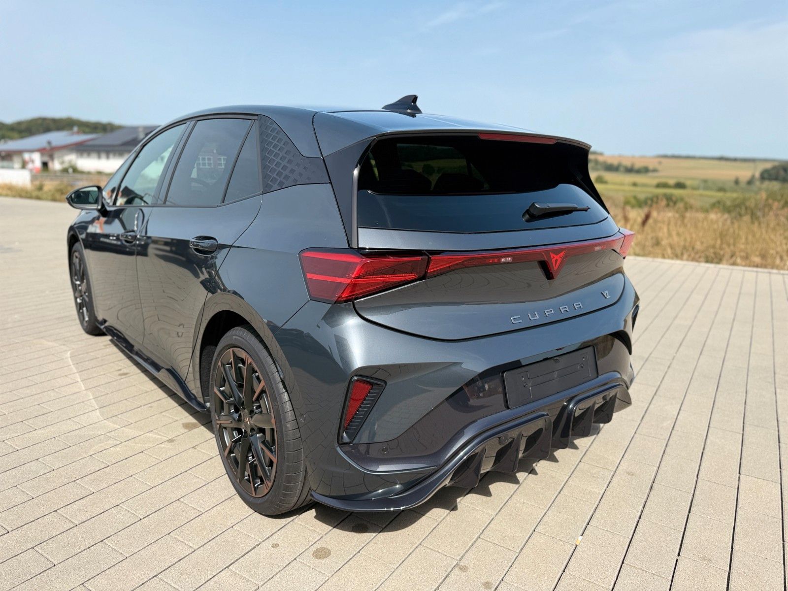 Cupra Born VZ "FACELIFT" +WÄRMEPUMPE+PANO+HUD imagem 3