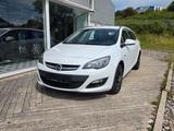 Opel Astra J Sports Tourer Selection - Opel Astra: Selection