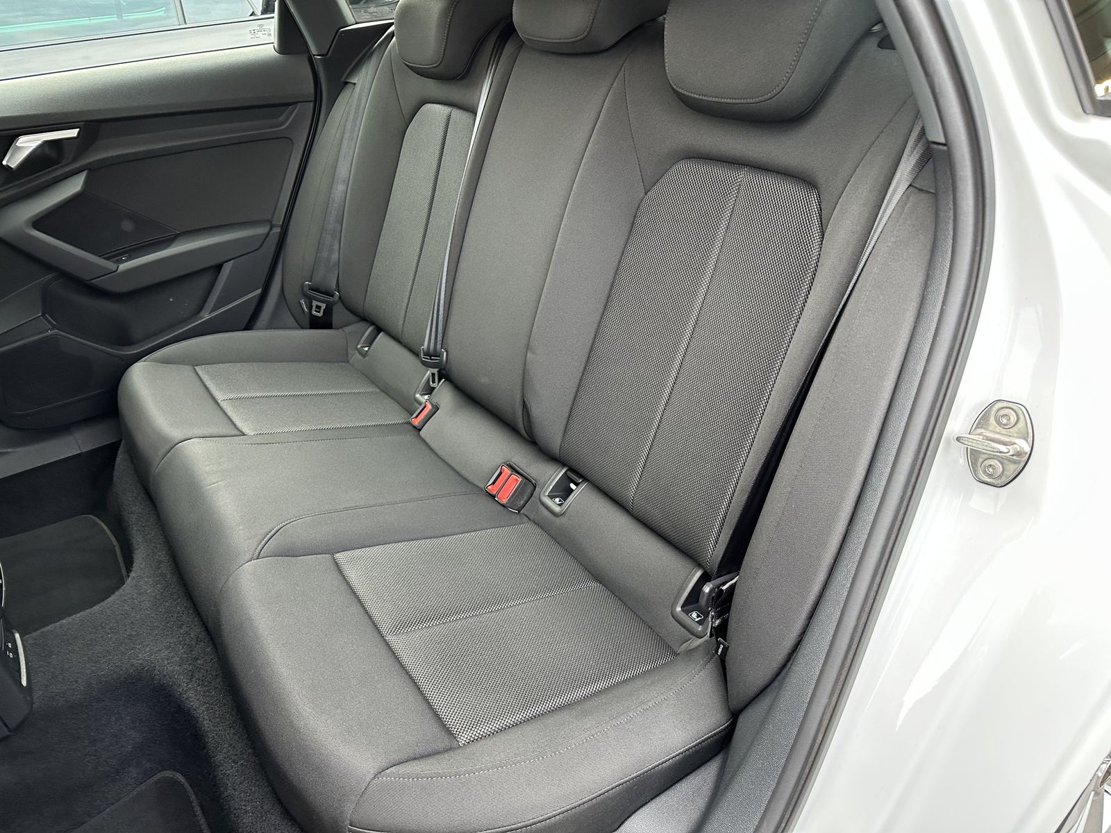 Fahrzeugabbildung Audi A3 35 TDI Sportback NAV+ACC+CARPLAY+VCOCKPIT+PP