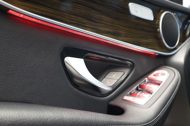 Mercedes-Benz GLC 300 4Matic Pano AHK Multibeam AMG Line