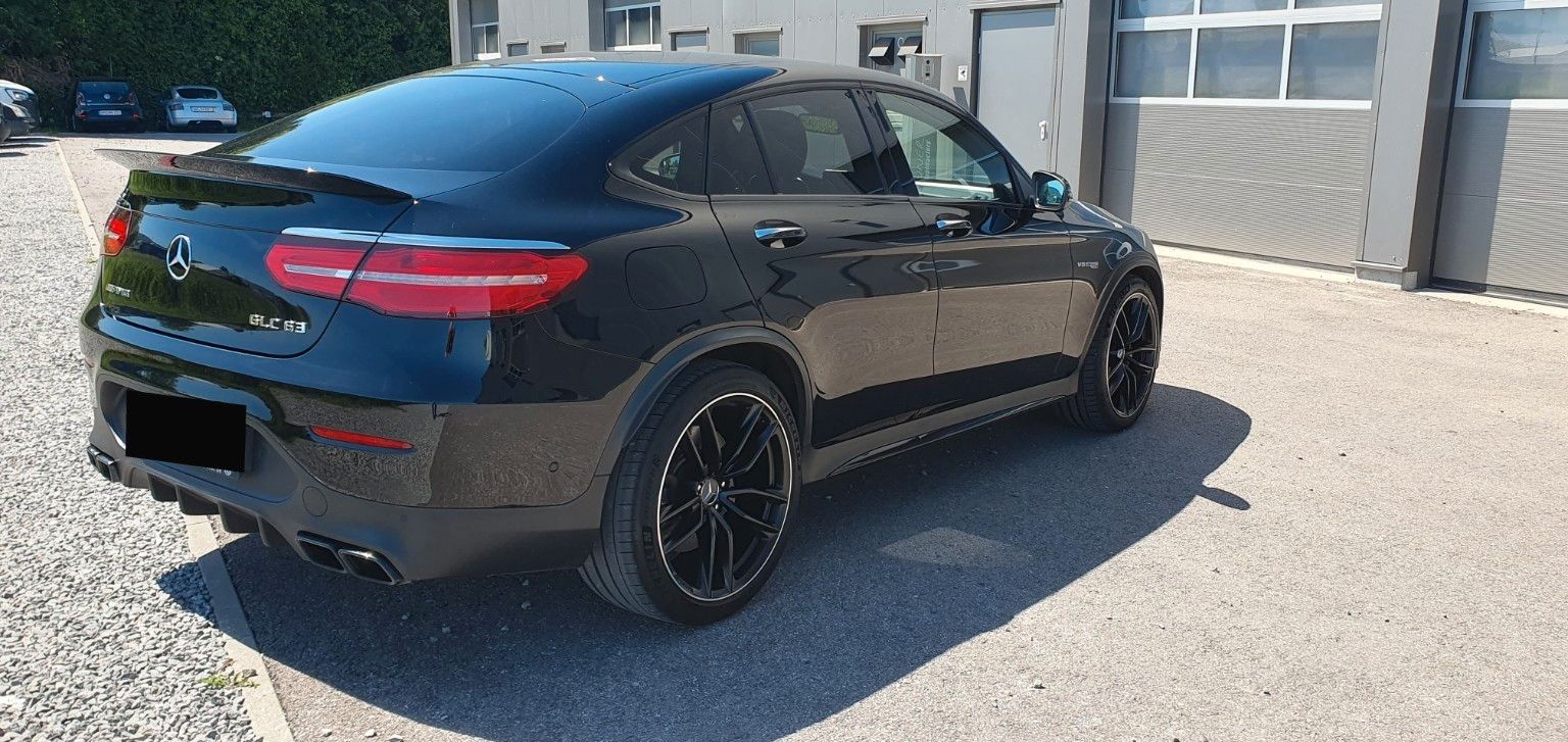 MERCEDES-BENZ GLC 63 AMG Mercedes-AMG GLC 63 4MATIC+ Coupé...