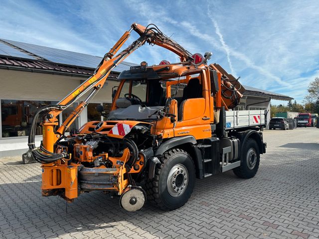 Unimog U 423 + Mulag Mulcher