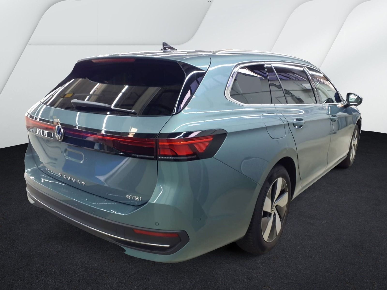 Volkswagen Passat Variant - Bild 2