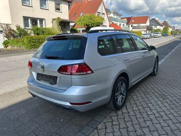Volkswagen Golf - 5