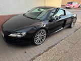Audi R8 4.2 FSI R tronic quattro -