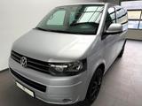 Volkswagen T5 Multivan 6 Sitze TÜV neu Navigation Startline - Volkswagen T5 Multivan: Startline