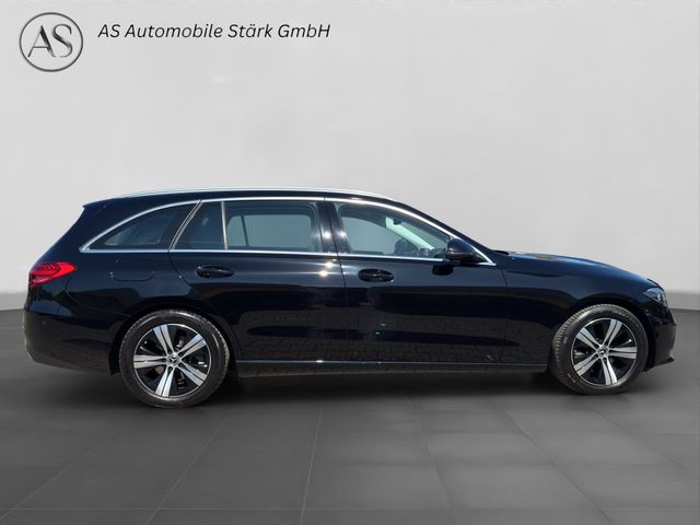 Fahrzeugabbildung Mercedes-Benz C 200 Td Avantgarde+LED+Kamera+AHK+Totwinkelas.