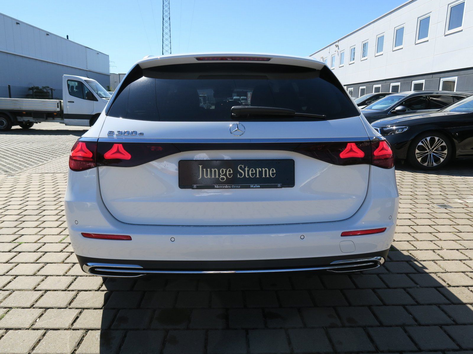 Mercedes-Benz E 300 e Avantgarde Advanced AHK Burmester 360° foto 5