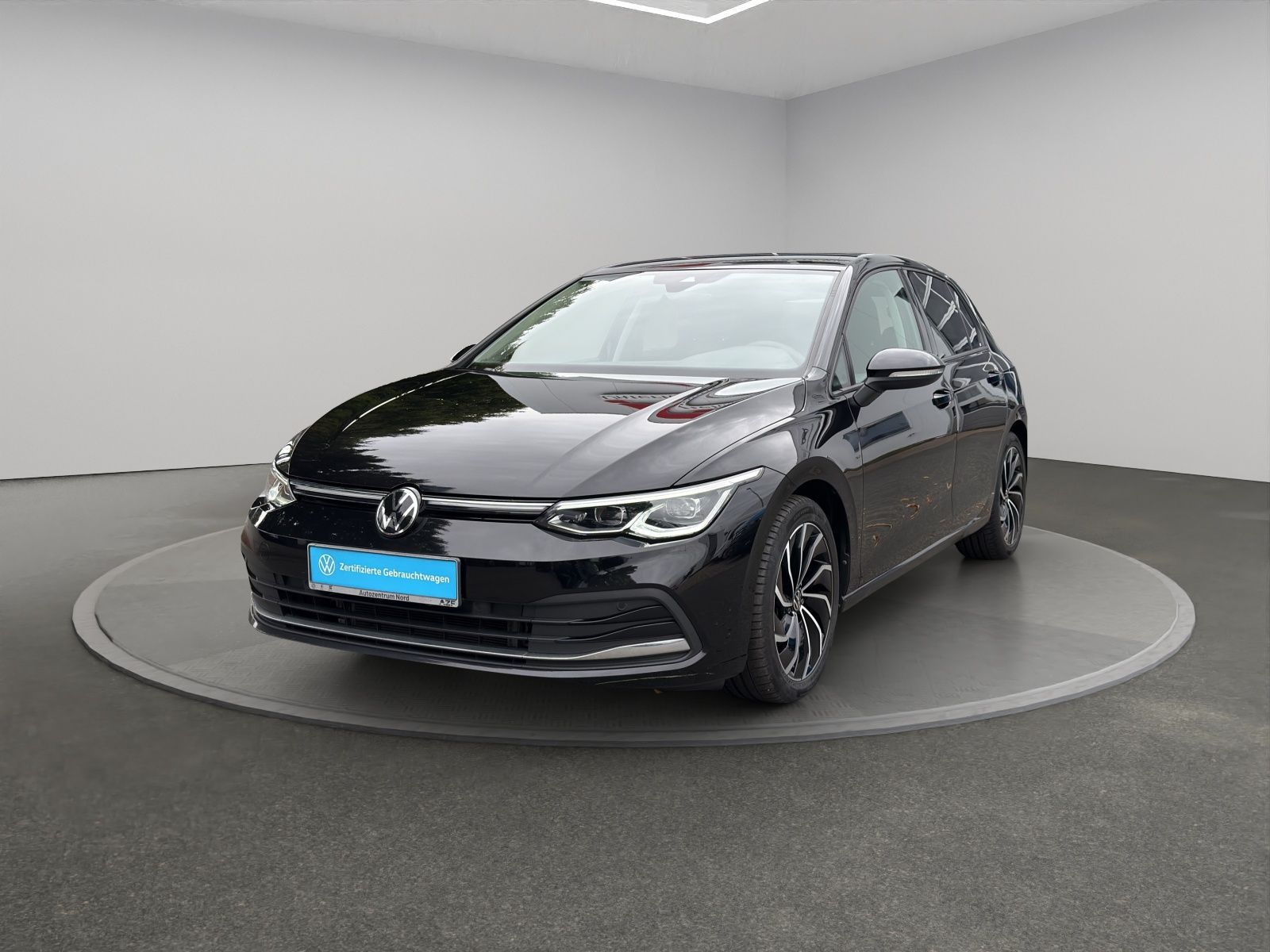 Volkswagen Golf VIII 2.0 TDI DSG Active NAVI ACC LED KAMERA foto 2