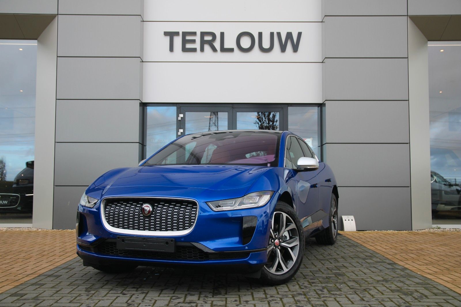 Jaguar I-Pace EV400 HSE