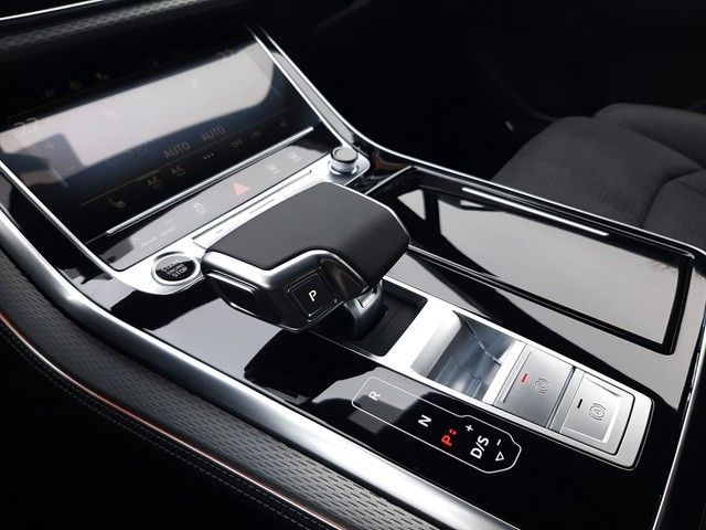 Fahrzeugabbildung Audi Q7 SUV S line TFSIe B&O PANO AHK Matrix Kamera