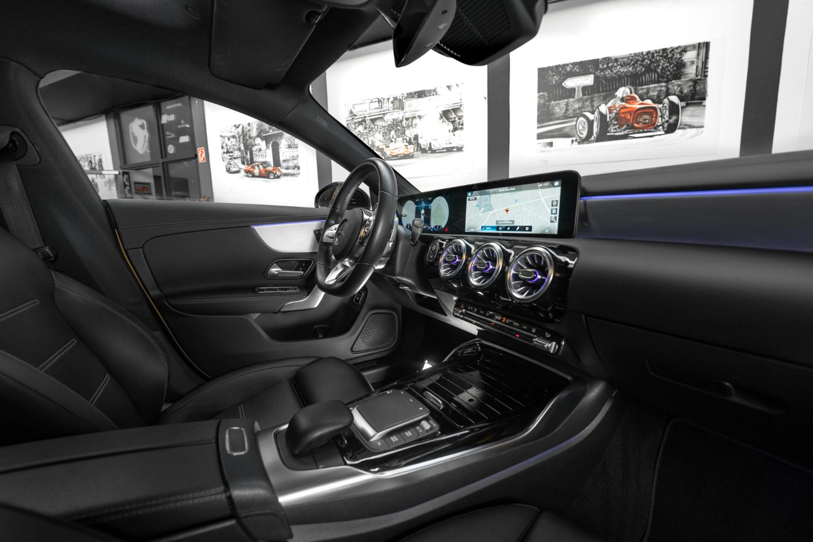 Mercedes-Benz CLA 35 AMG #AEROKIT #NIGHT-PAKET #PANORAMA
