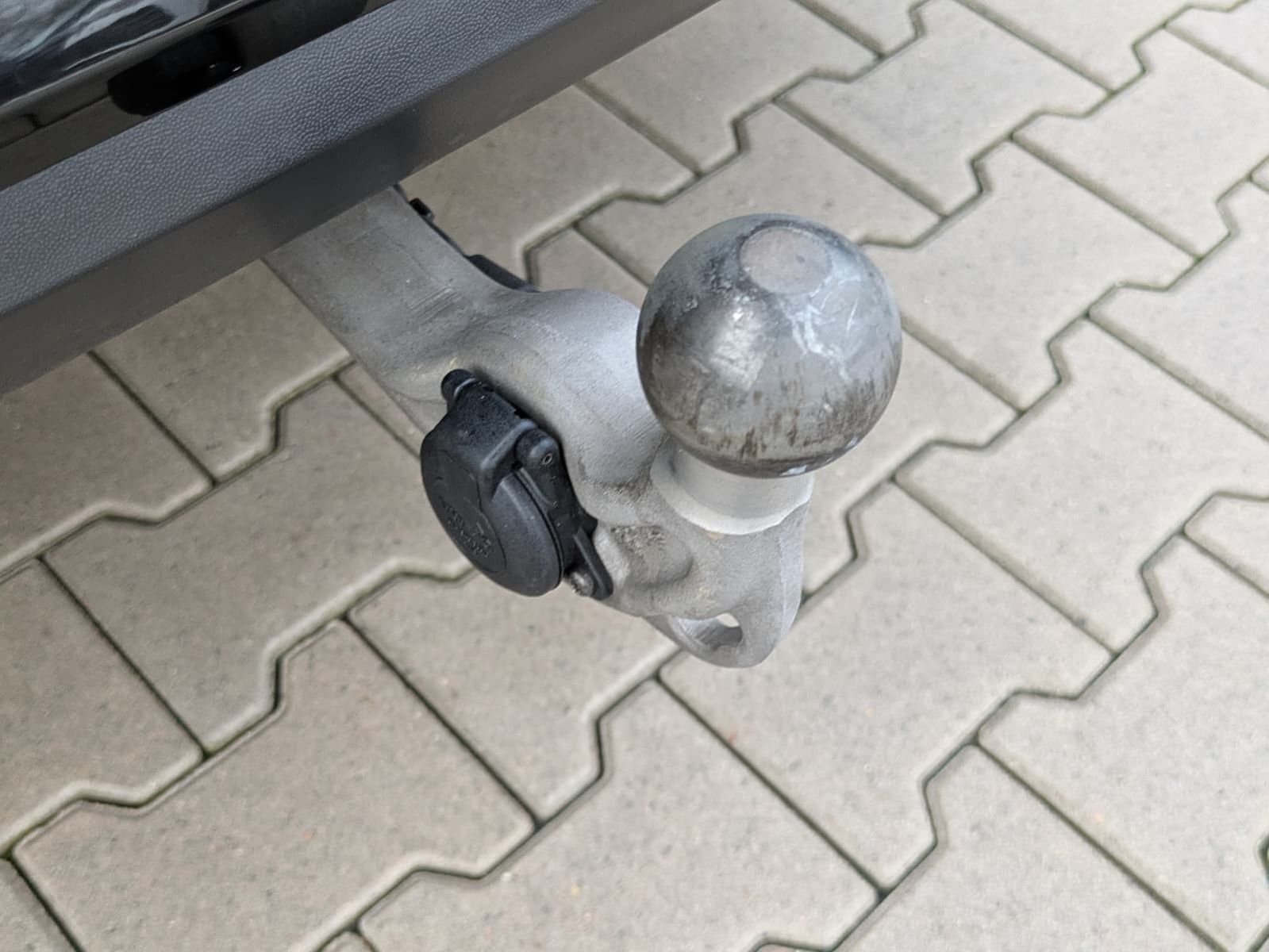 Fahrzeugabbildung Volkswagen Tayron 2.0 TDI 4M R-Line BLACK*7S*IQ-L.*PANO*HUD