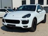 Porsche Cayenne S E-Hybrid Pano/AHK/AppleCarPlay - Porsche mit Hybrid-Antrieb