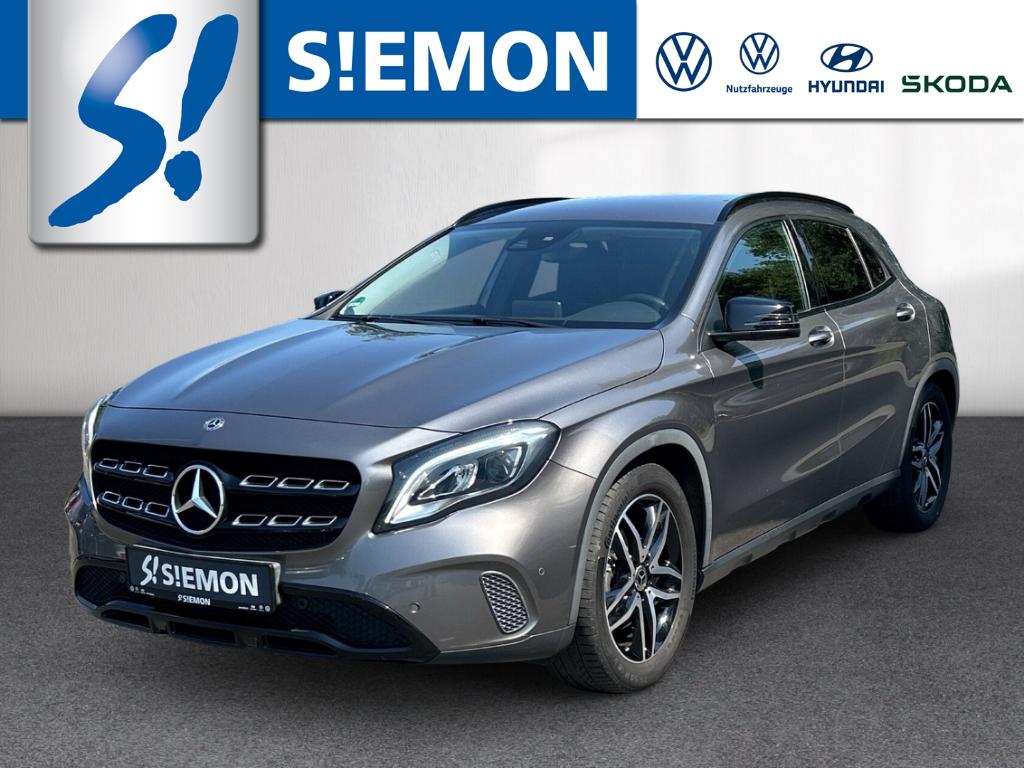Mercedes-Benz GLA 200 7-DCT Urban WKR AHK Navi LED Night-P el.