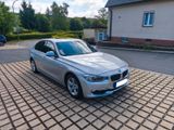 BMW 320d Efficient Dynamics Luxury Line - BMW 320: Efficient Dynamics