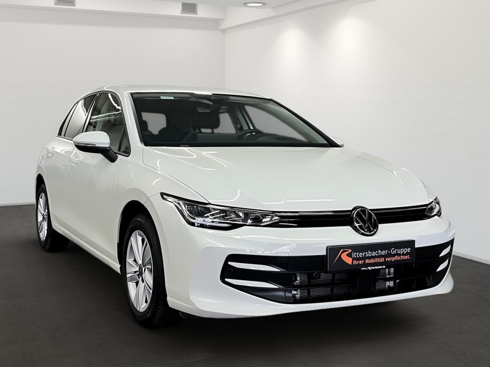 Volkswagen Golf VIII 1.5 TSI Life LED Navi HeadUpD RearView foto 3