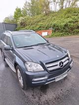 Mercedes-Benz GL 450 4MATIC - : Geländewagen, 7sitzer