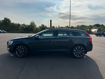 Volvo V60 - 10