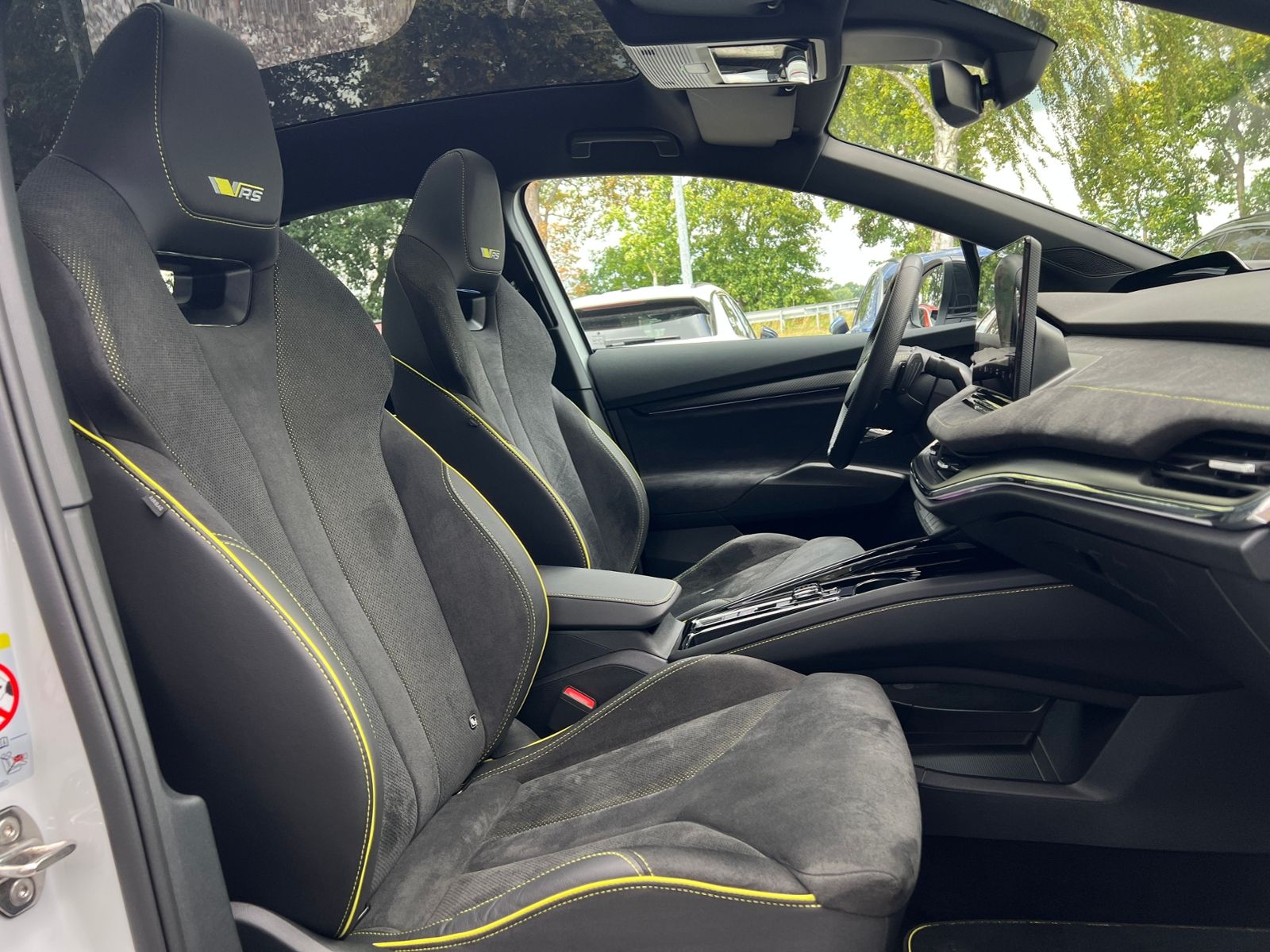 Fahrzeugabbildung SKODA Enyaq iV Coupé RS Lounge *Vorb. AHK,Panorama,LED