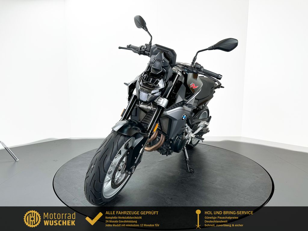Fahrzeugabbildung BMW F900 R A2