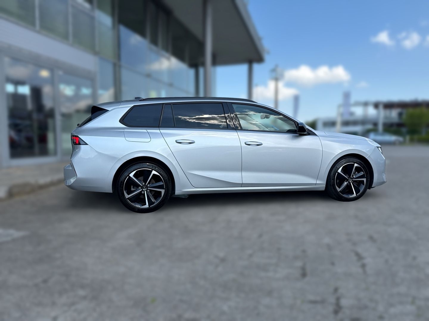 Fahrzeugabbildung Opel Astra ASTRA 1.5CDTi Bus. Elegance Sports Tourer