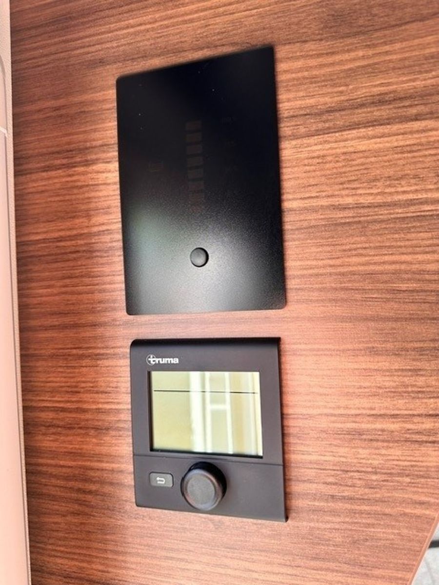 Fahrzeugabbildung Tabbert Puccini 655 EL 2.5 Backofen Einzelbetten 2760kg