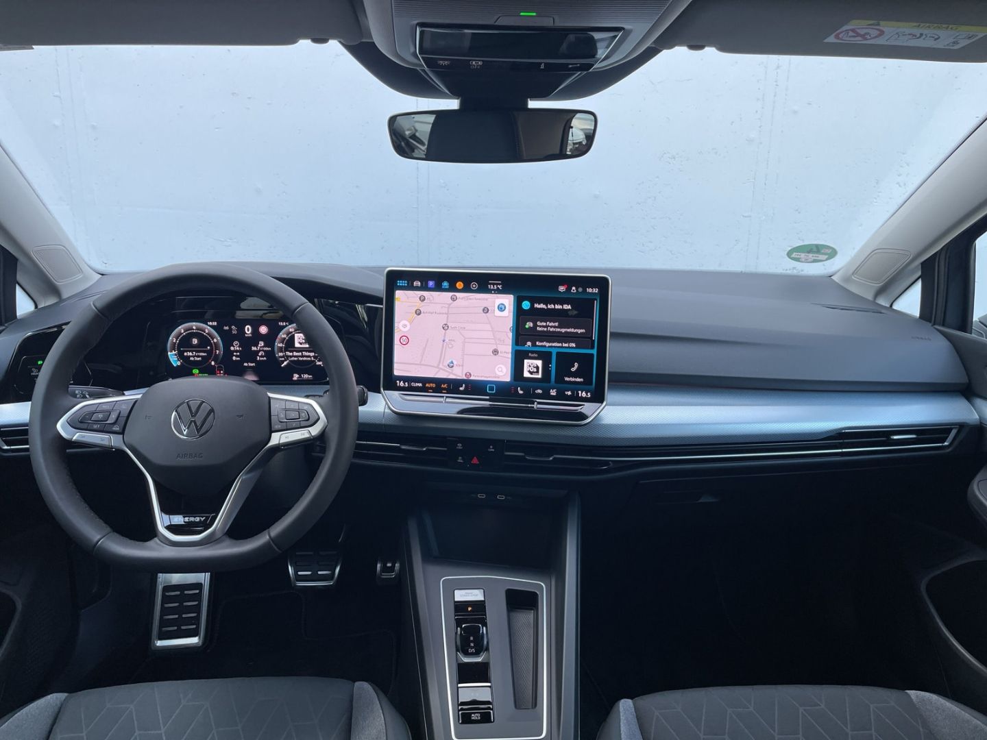 Golf VIII 1.5 eTSI DSG Energy AHK/Kamera/ACC/Nav