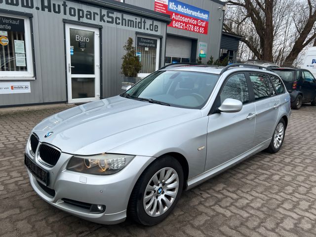 BMW 320d Touring AUTOM°PANO°SZHG°LEDER°TEMPOM°XENON!