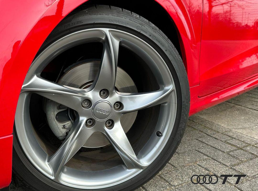 Audi TT Roadster 2.0 TFSI -