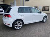 Volkswagen E-Golf mit umfangr. Ausstattung VW Scheckheft  - Volkswagen Golf mit Elektro-Antrieb: Automatik
