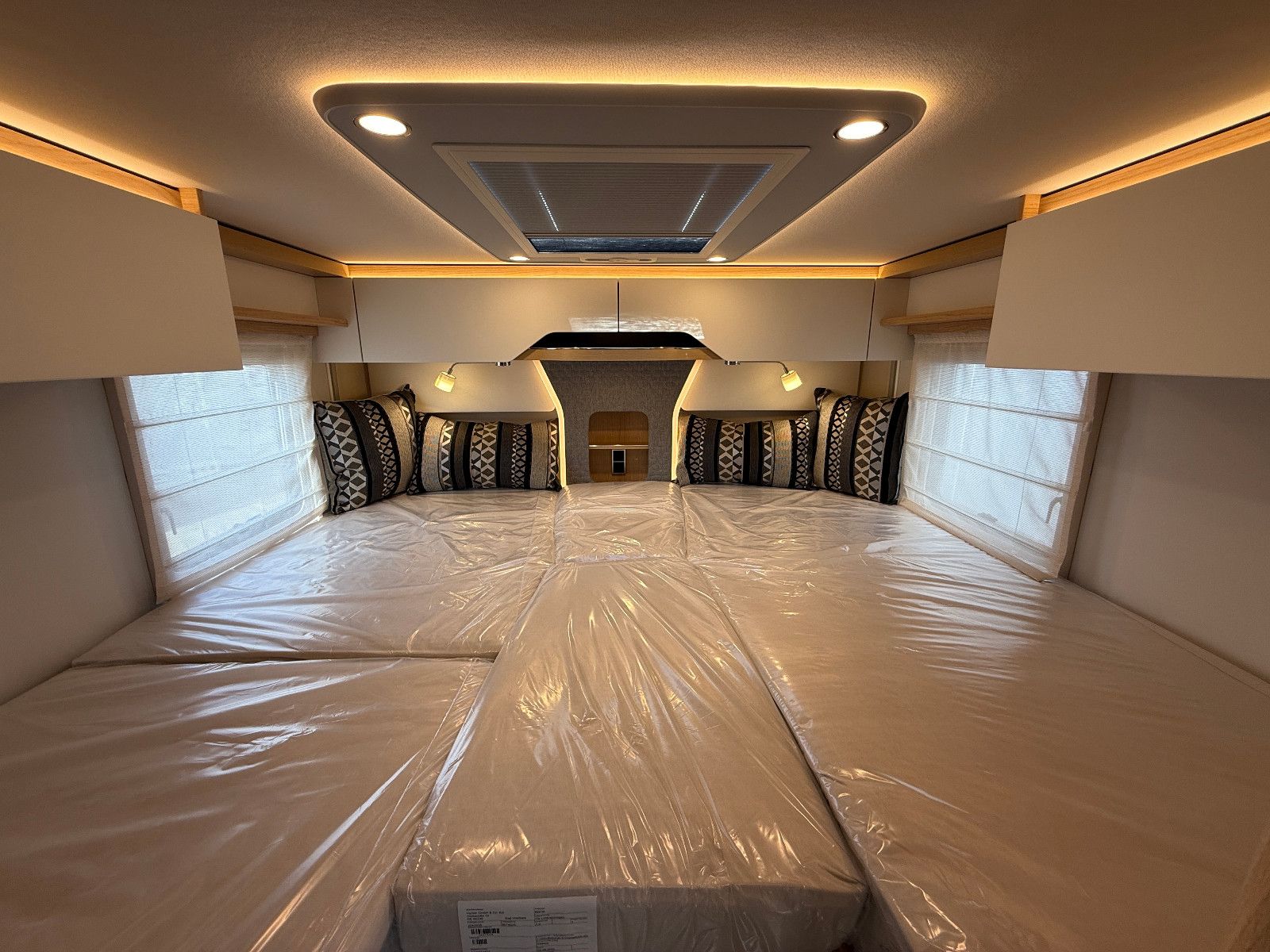 Fahrzeugabbildung HYMER / ERIBA / HYMERCAR B-Klasse ML T BlackLine 780 - Vollausstattung!