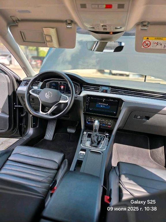Image of Volkswagen Passat Variant