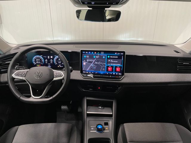 Tiguan 2.0 TDI DSG AHK LED SHZ RFK NAVI