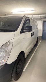 Hyundai H-1 Camper / Selbstausbau  / Wohnmobilzulassung  - Hyundai H-1 aus 2010