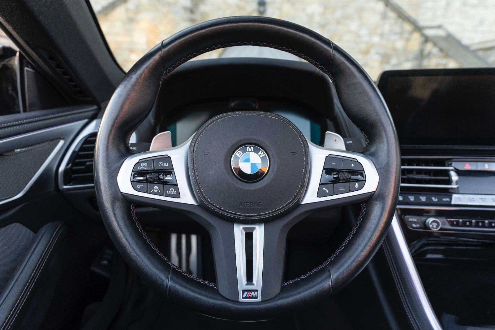 Fahrzeugabbildung BMW M850 i xDrive M-TECHNIC H&K LED 360° CABRIO TOTW