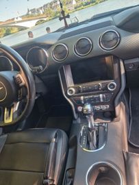 Ford Mustang - 7