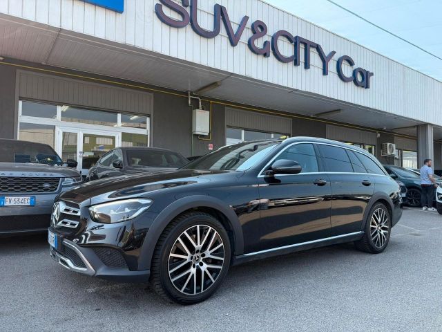 MERCEDES-BENZ Mercedes-Benz E 220 All-Terrain 220 d Sport 4mat