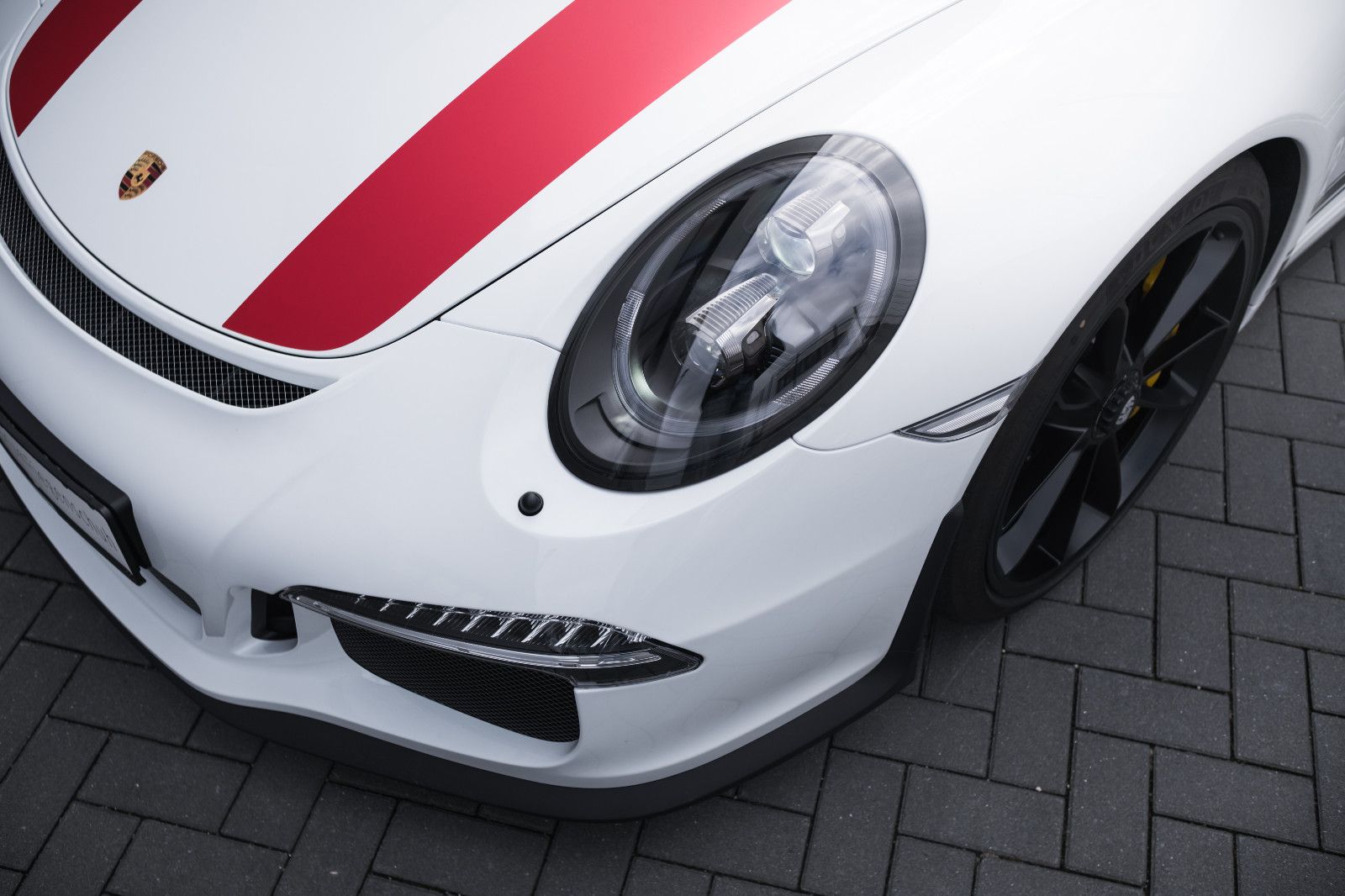 Fahrzeugabbildung Porsche 991/911 R - 985KM-Lift-90L-LED-Einmasse-Approved