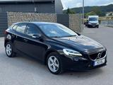 Volvo V40 KAT Kinetic LED/PDC/Winter-Paket/Tempomat - Volvo V40 mit Benzin-Antrieb: Kombi