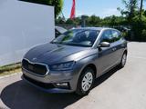 Skoda Fabia Selection 1.0 TSI *NAVI-ÜBER-SMARTLINK*PDC - Skoda Fabia mit Benzin-Antrieb: Limousine