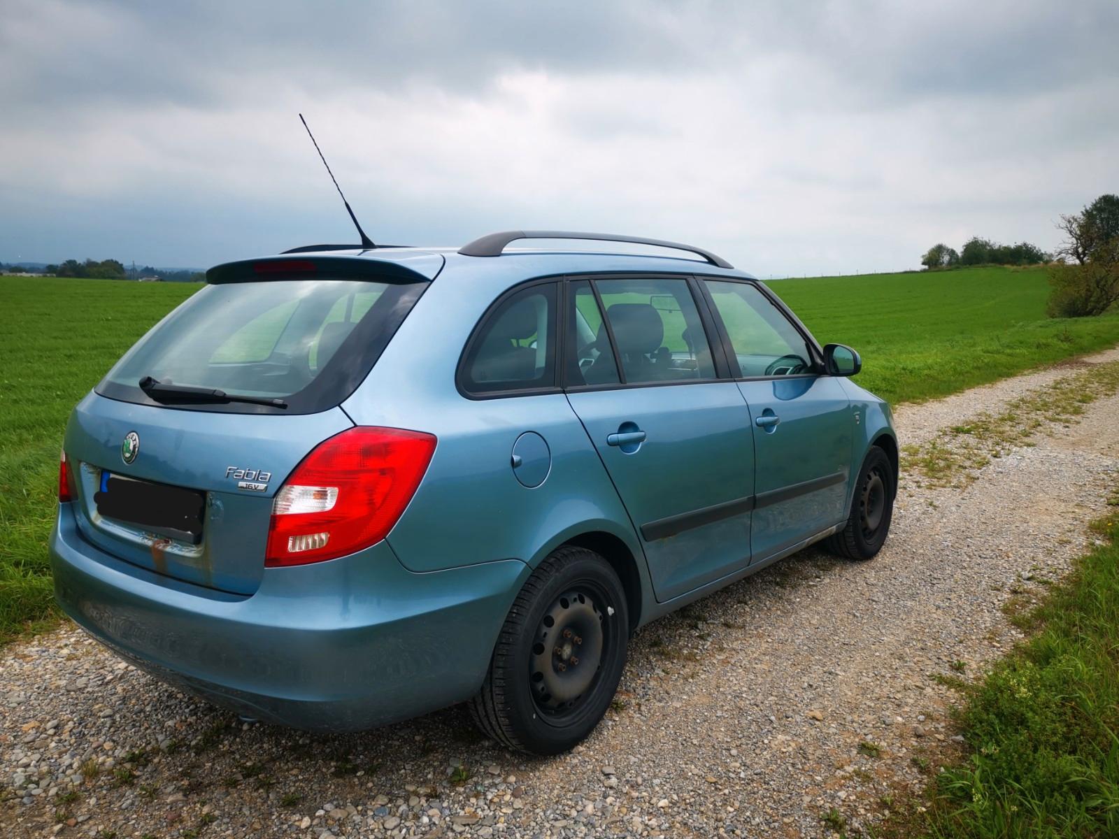 Skoda Fabia 2009 — interior