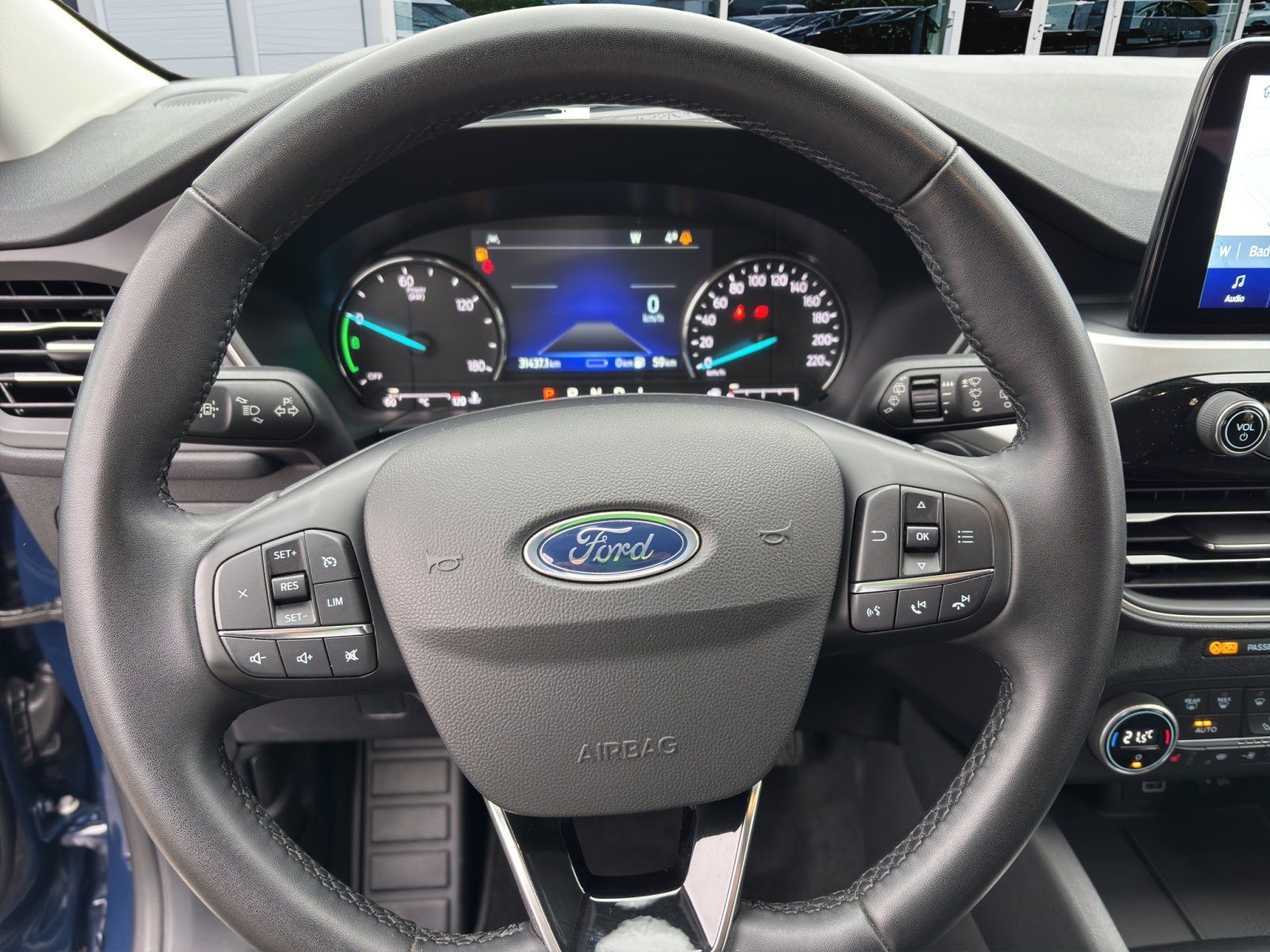 Fahrzeugabbildung Ford Kuga Plug-In Hybrid Cool & Connect