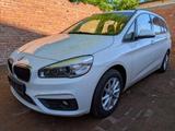 BMW 216 i Advantage 1.5 12V Gran Tourer Motor defekt - Vans mit Unfallschaden