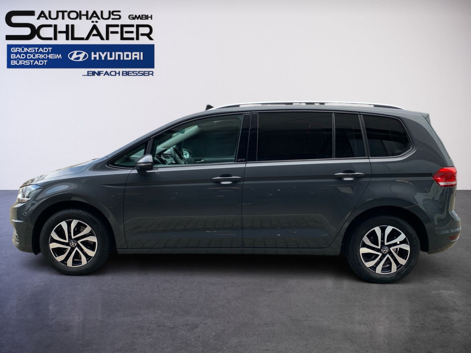 Fahrzeugabbildung Volkswagen Touran 2.0 TDI Active Navi Panorama Dach