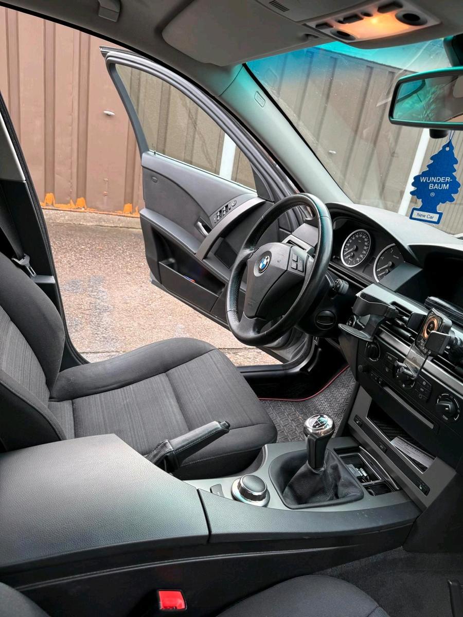 BMW 520 2005 — photo 8